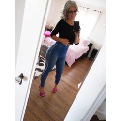 sexting  Sexygirl in Nottingham